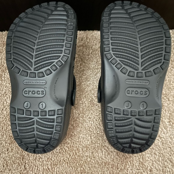 Youth Crocs *NWOT* - Picture 5 of 5